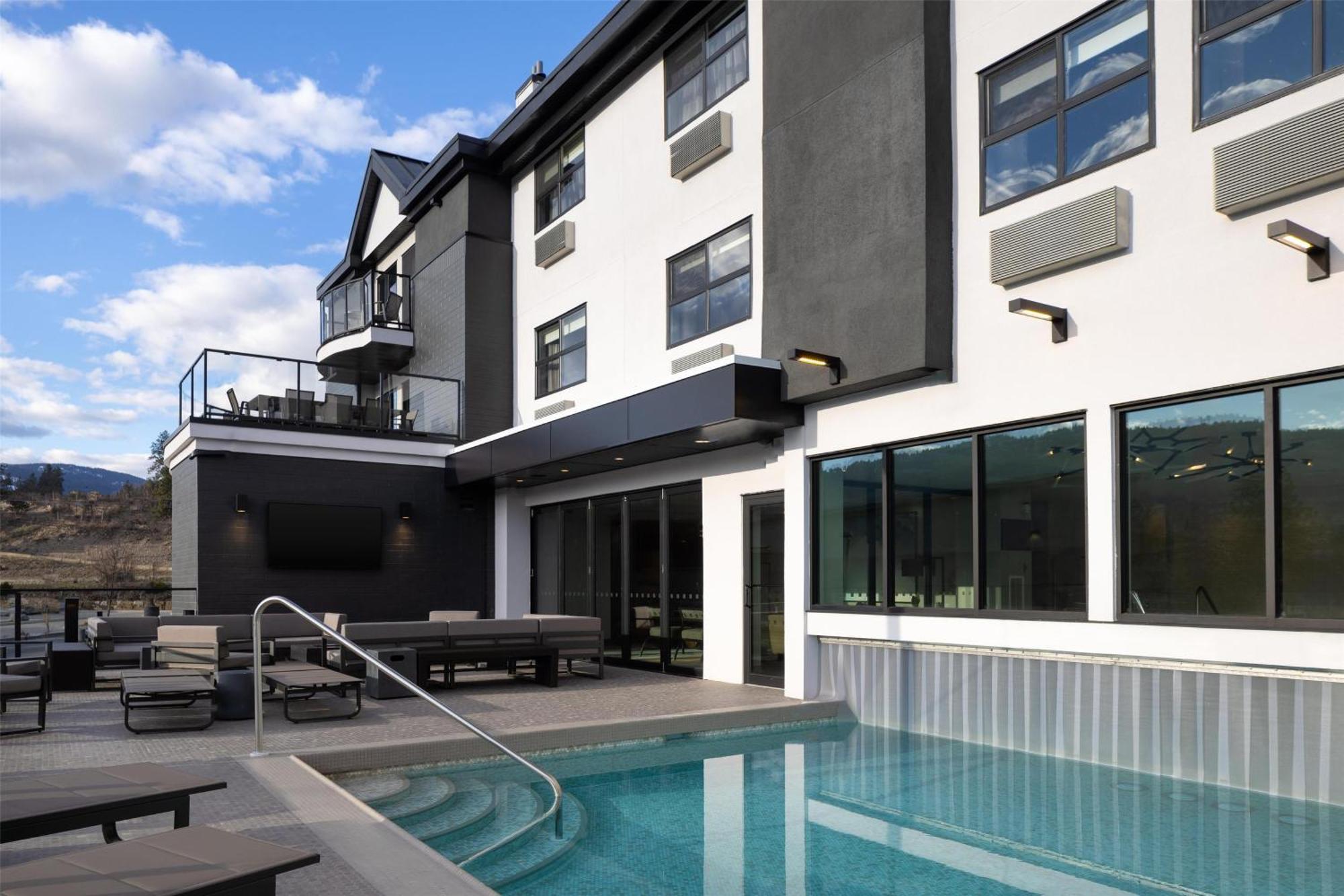 Doubletree By Hilton West Kelowna Zewnętrze zdjęcie